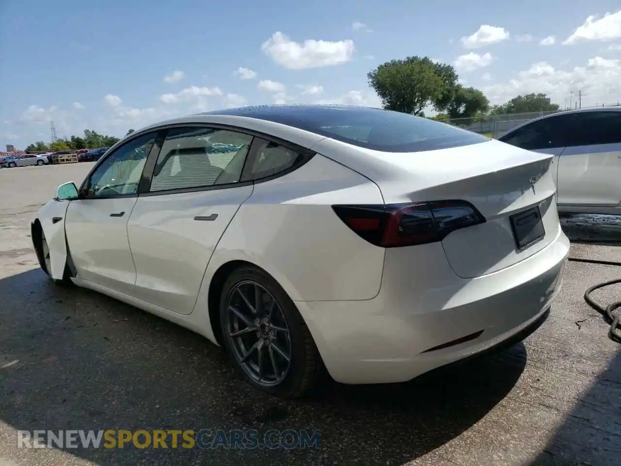 3 Photograph of a damaged car 5YJ3E1EA1MF089073 TESLA MODEL 3 2021
