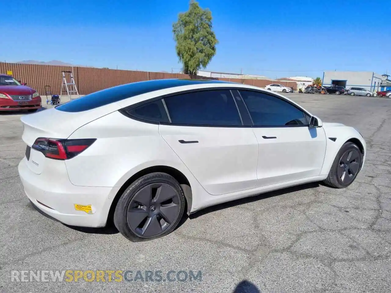 3 Фотография поврежденного автомобиля 5YJ3E1EA1MF092300 TESLA MODEL 3 2021