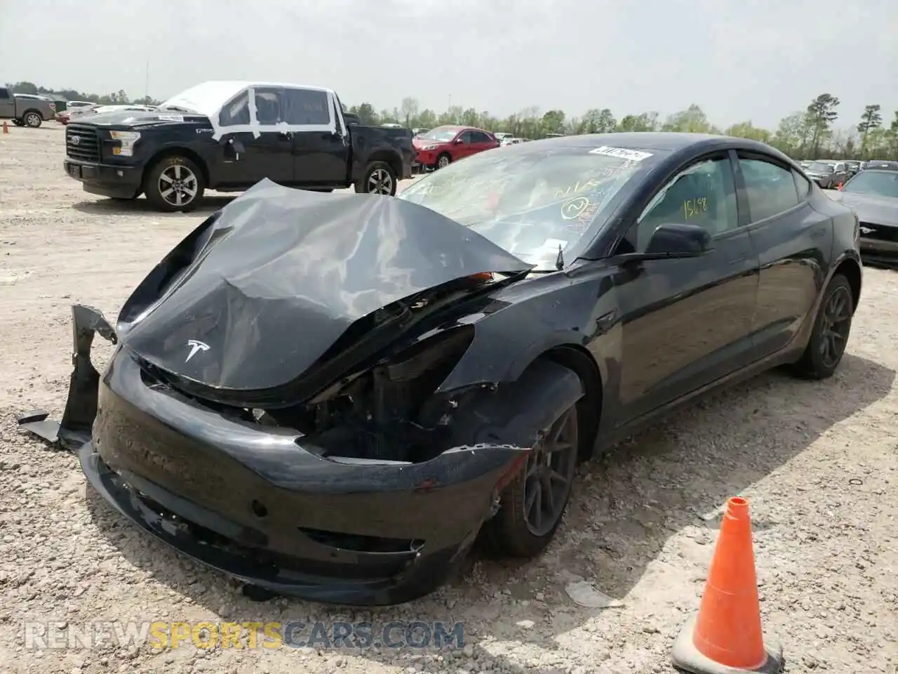 2 fotografías del automóvil dañado 5YJ3E1EA1MF093379 TESLA MODEL 3 2021