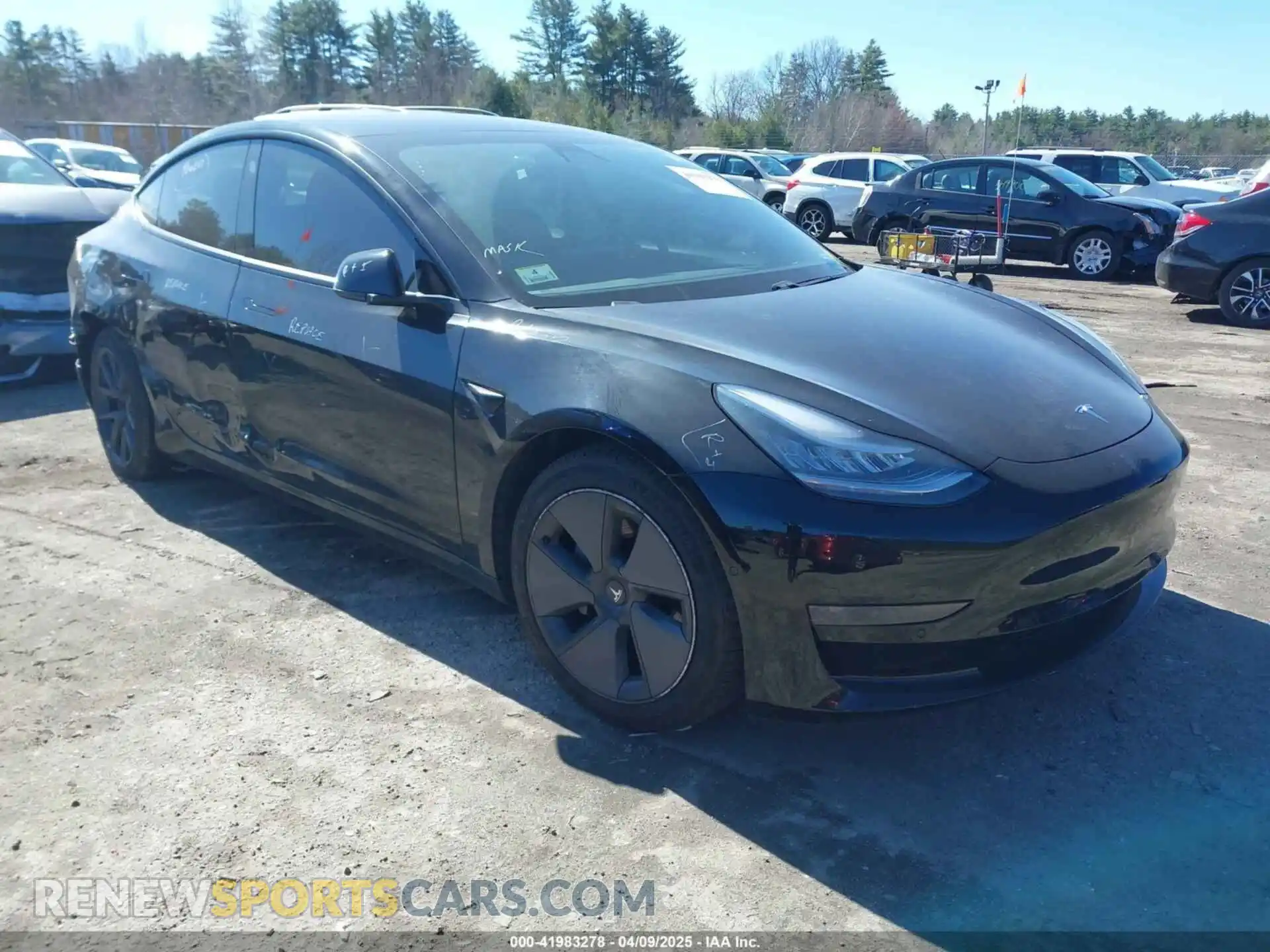 1 Photograph of a damaged car 5YJ3E1EA1MF851155 TESLA MODEL 3 2021