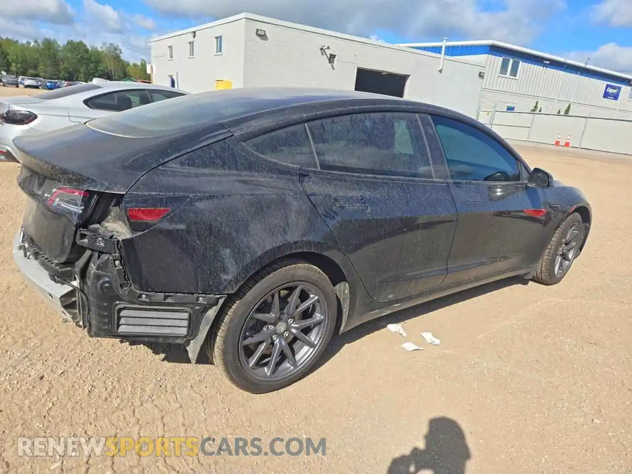 3 Photograph of a damaged car 5YJ3E1EA1MF973031 TESLA MODEL 3 2021