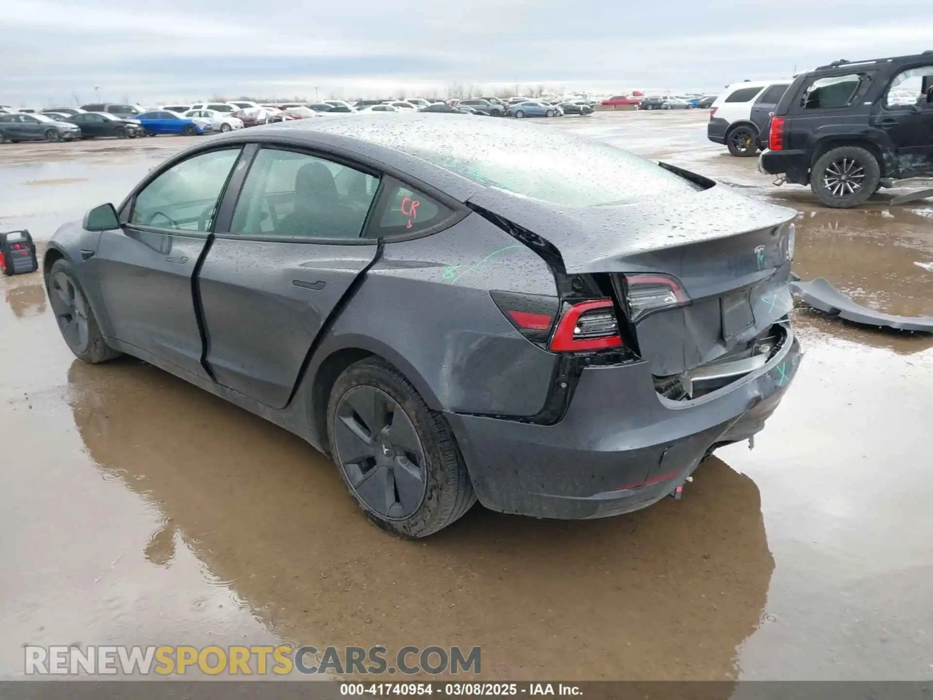 3 Photograph of a damaged car 5YJ3E1EA1MF976740 TESLA MODEL 3 2021