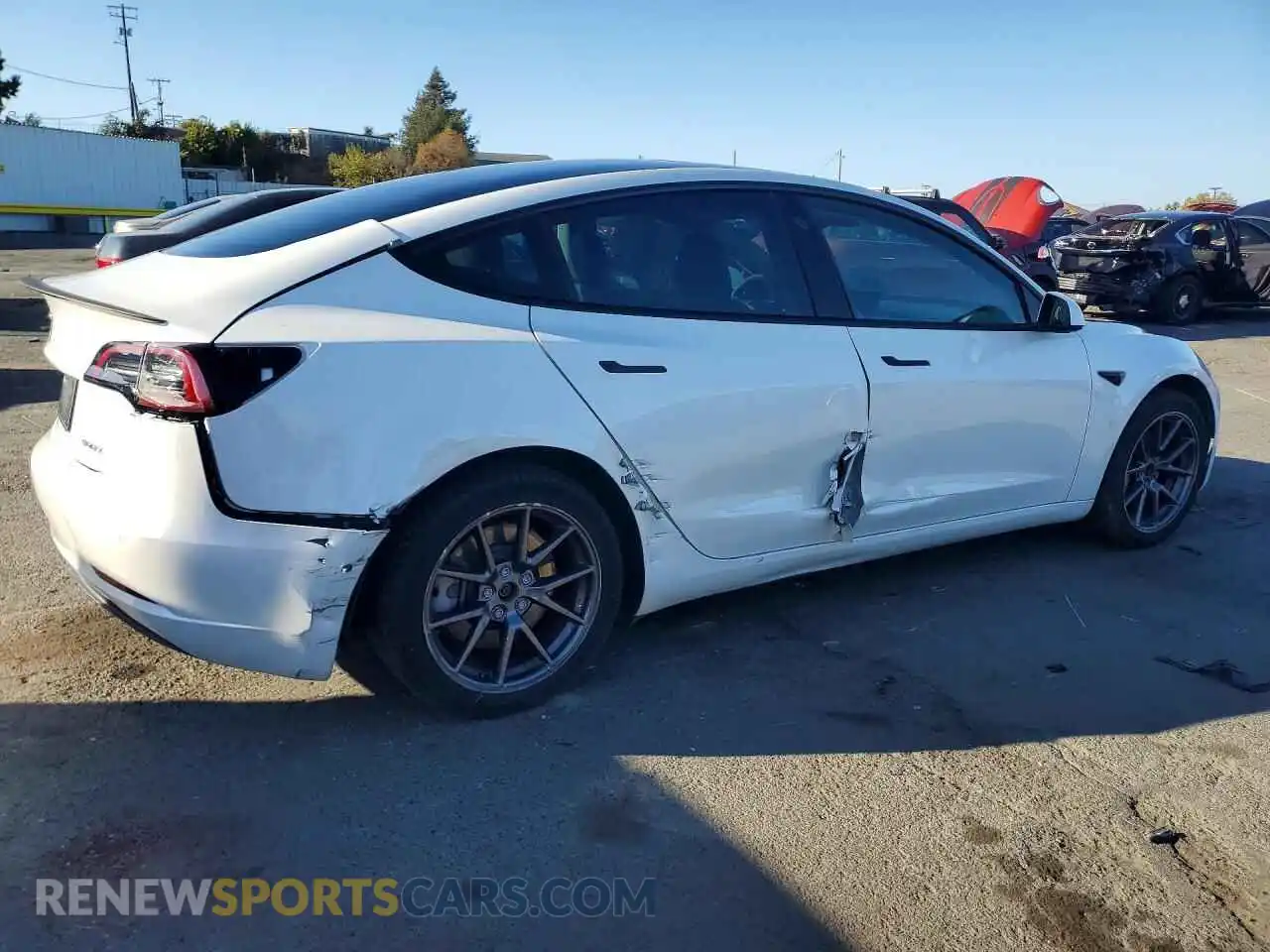3 fotografías del automóvil dañado 5YJ3E1EA2MF051643 TESLA MODEL 3 2021
