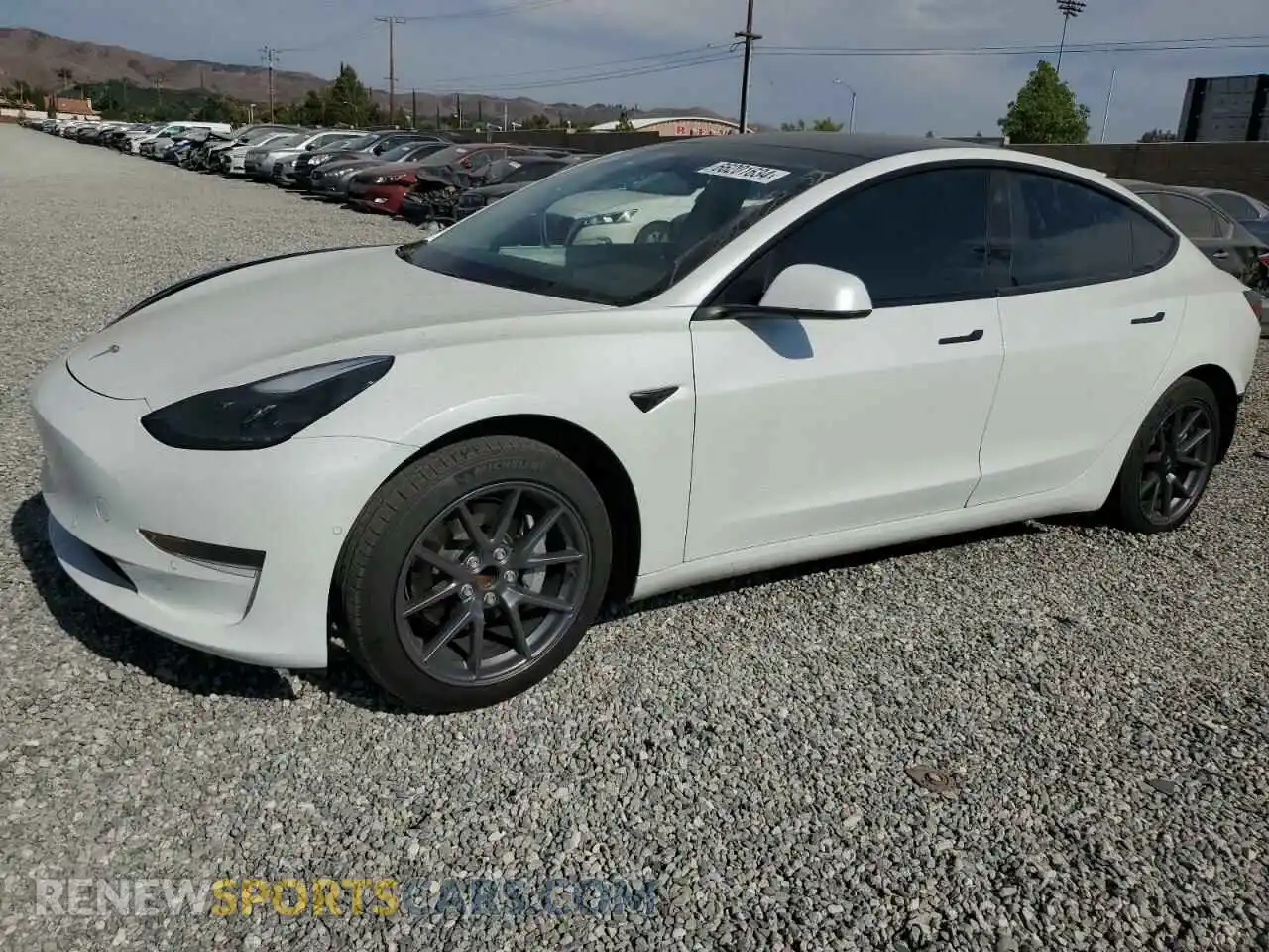 1 Photograph of a damaged car 5YJ3E1EA2MF070659 TESLA MODEL 3 2021