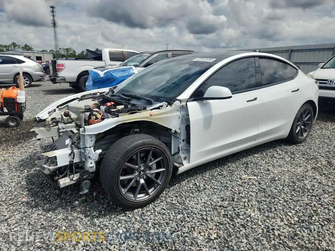 1 Photograph of a damaged car 5YJ3E1EA2MF086781 TESLA MODEL 3 2021