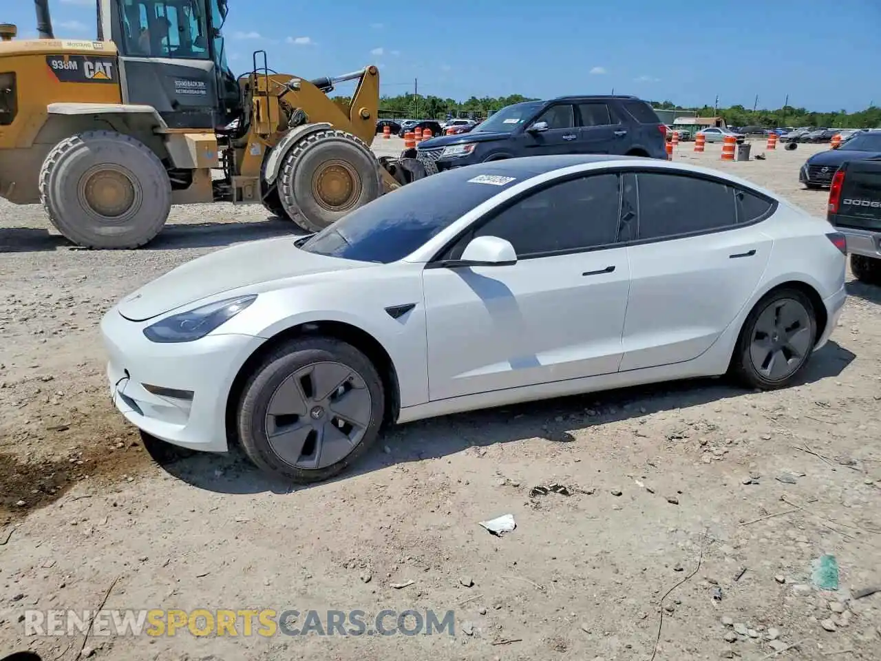 1 Photograph of a damaged car 5YJ3E1EA2MF097005 TESLA MODEL 3 2021