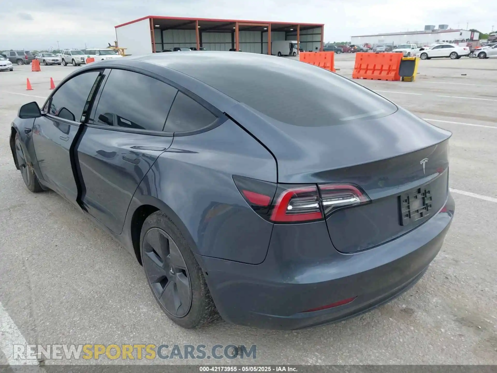3 Photograph of a damaged car 5YJ3E1EA2MF849124 TESLA MODEL 3 2021