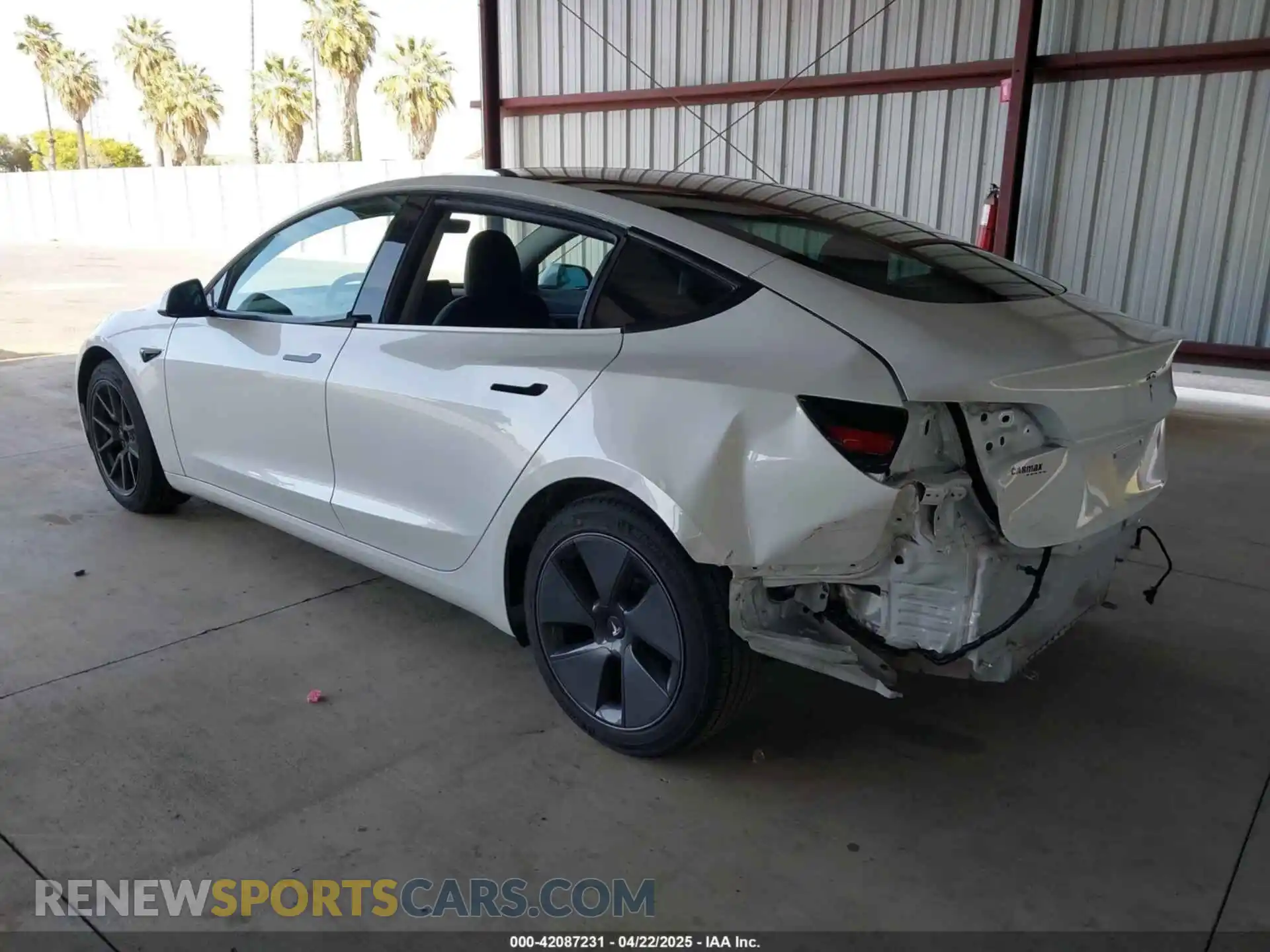 3 Photograph of a damaged car 5YJ3E1EA2MF877005 TESLA MODEL 3 2021