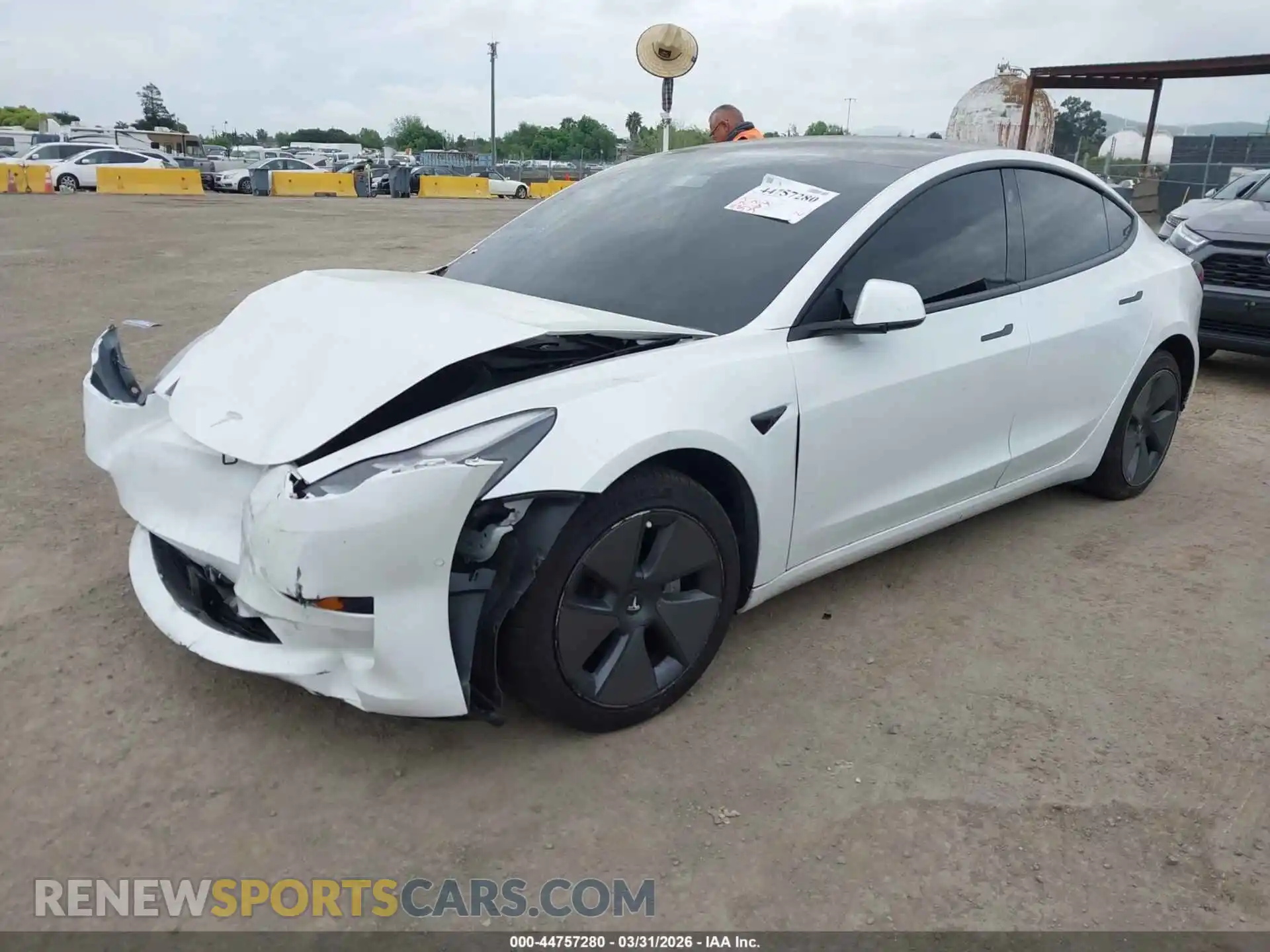 2 Photograph of a damaged car 5YJ3E1EA2MF911427 TESLA MODEL 3 2021