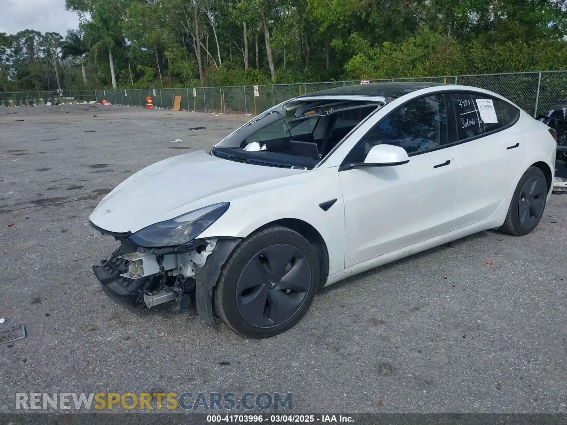 2 Photograph of a damaged car 5YJ3E1EA2MF913355 TESLA MODEL 3 2021