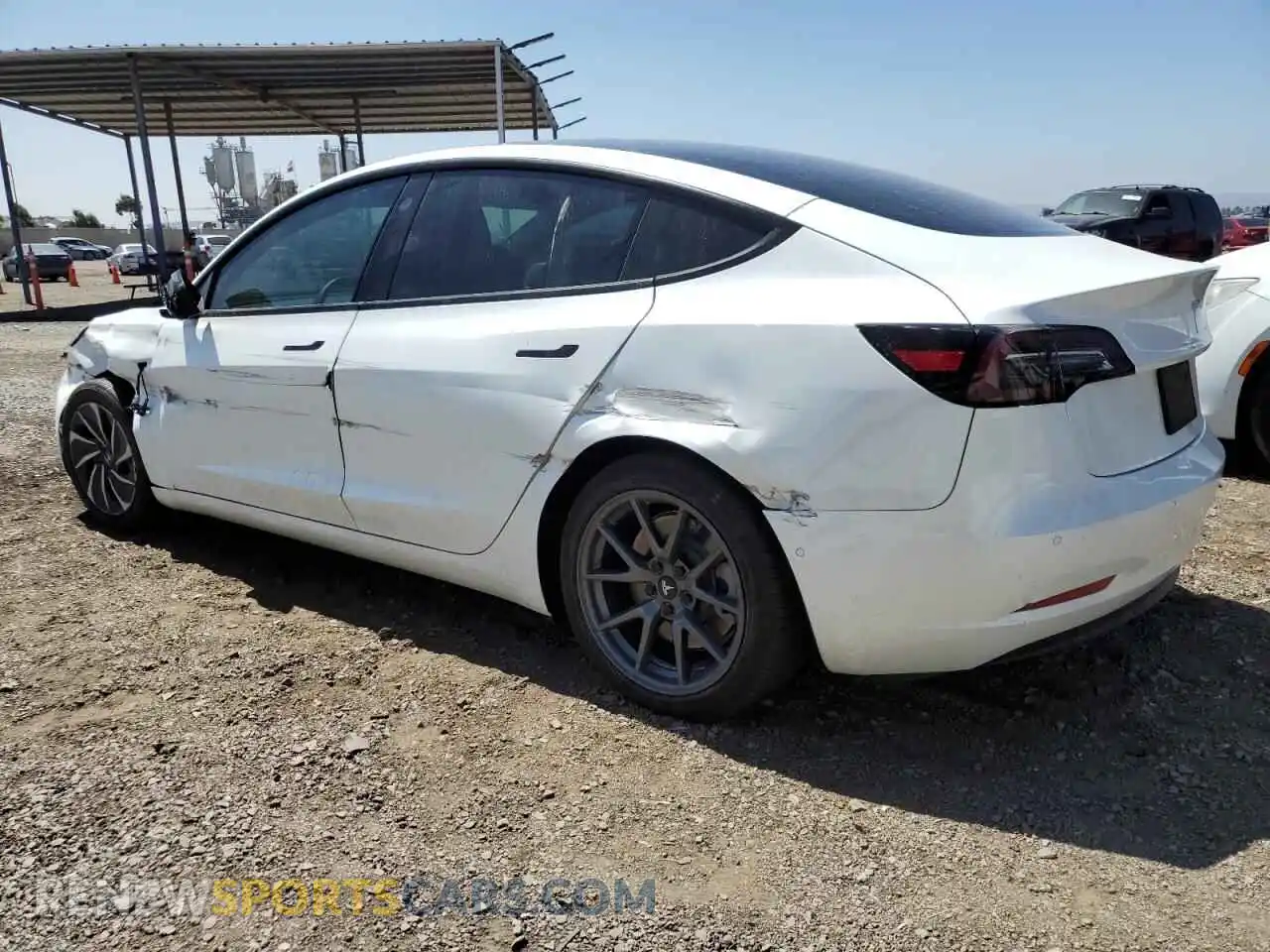 2 Photograph of a damaged car 5YJ3E1EA2MF922394 TESLA MODEL 3 2021