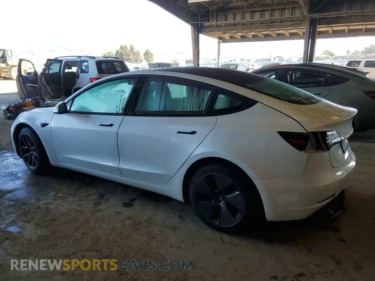 2 Photograph of a damaged car 5YJ3E1EA2MF940393 TESLA MODEL 3 2021