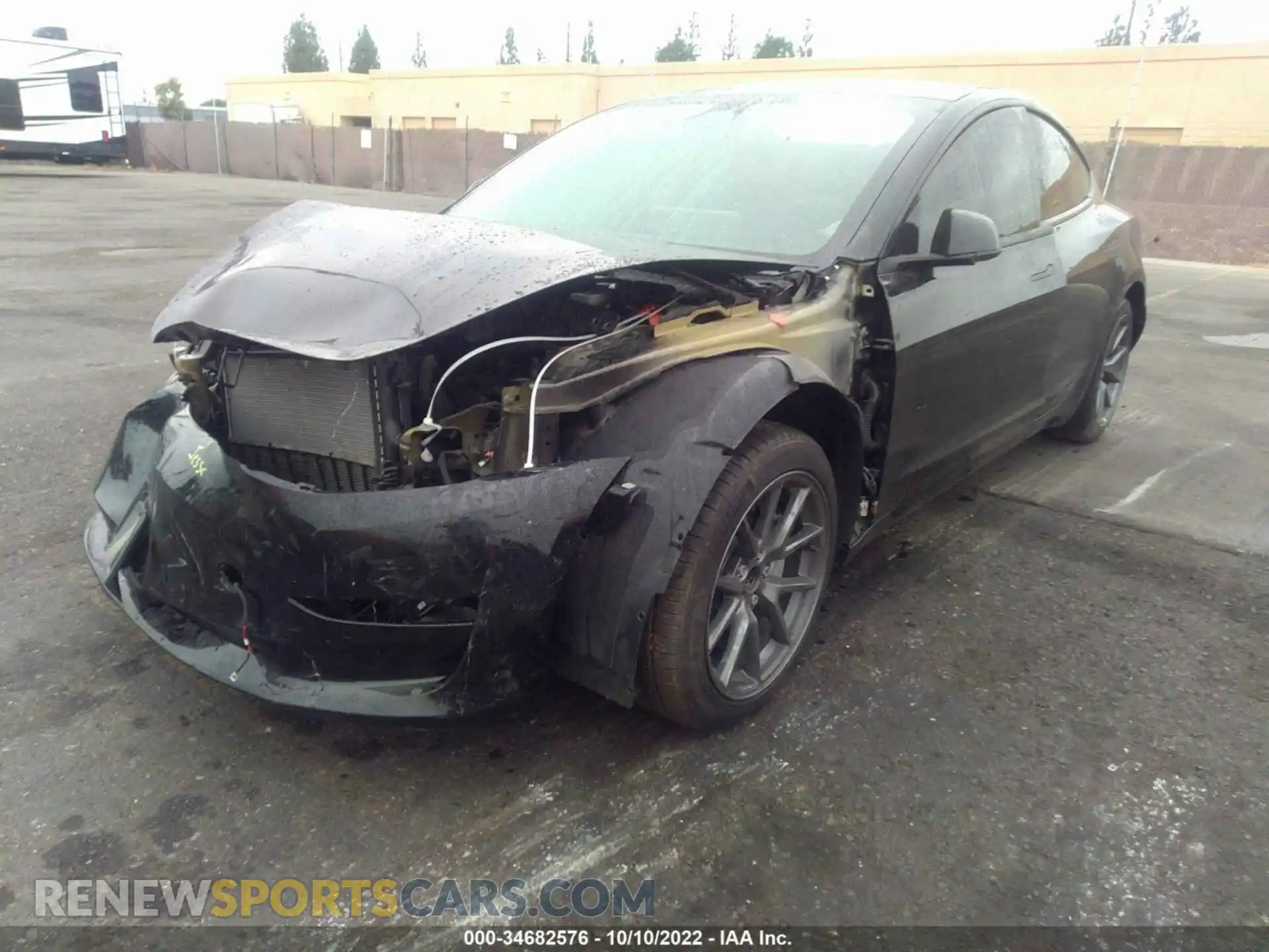 2 Photograph of a damaged car 5YJ3E1EA2MF943018 TESLA MODEL 3 2021
