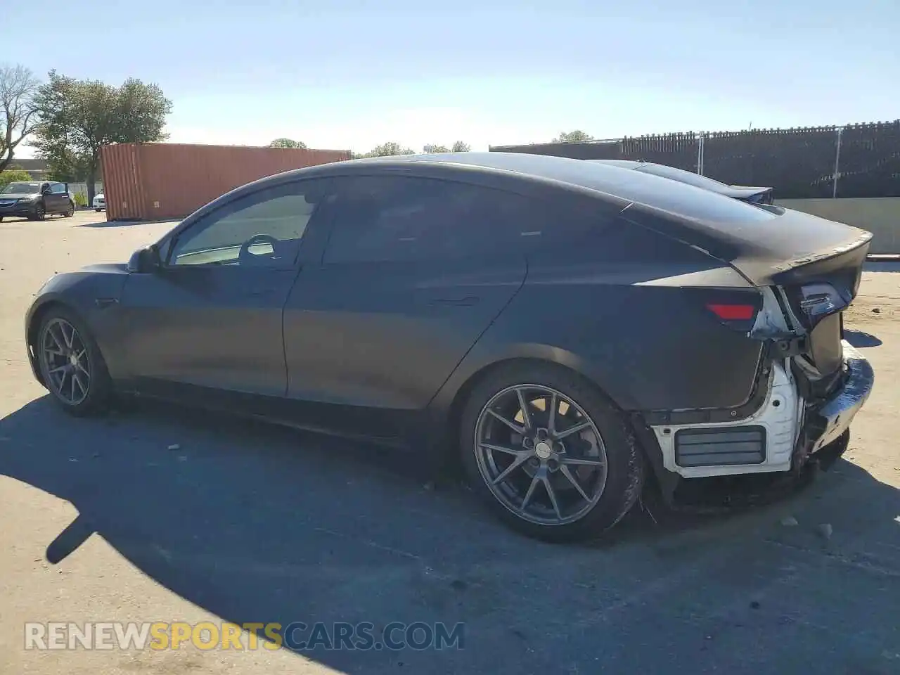 2 fotografías del automóvil dañado 5YJ3E1EA2MF961177 TESLA MODEL 3 2021