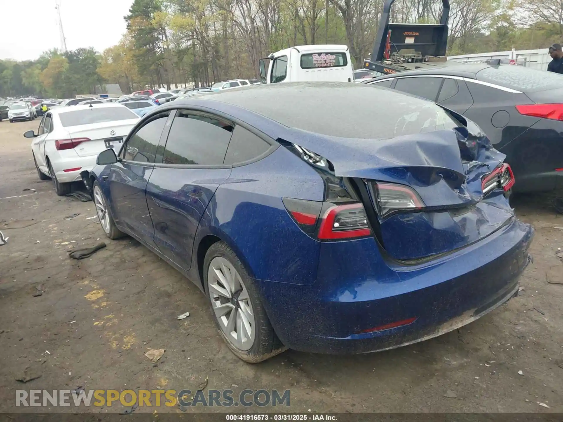 3 fotografías del automóvil dañado 5YJ3E1EA3MF018246 TESLA MODEL 3 2021
