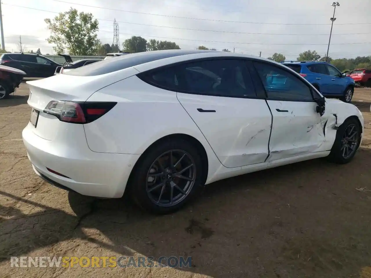 3 Photograph of a damaged car 5YJ3E1EA3MF024595 TESLA MODEL 3 2021