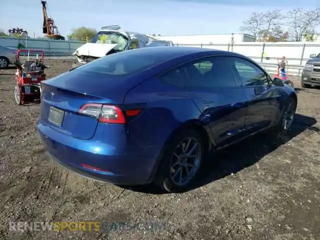 3 Photograph of a damaged car 5YJ3E1EA3MF045883 TESLA MODEL 3 2021