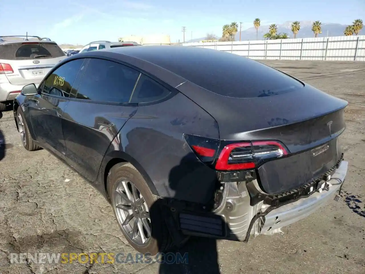 3 Photograph of a damaged car 5YJ3E1EA3MF051618 TESLA MODEL 3 2021