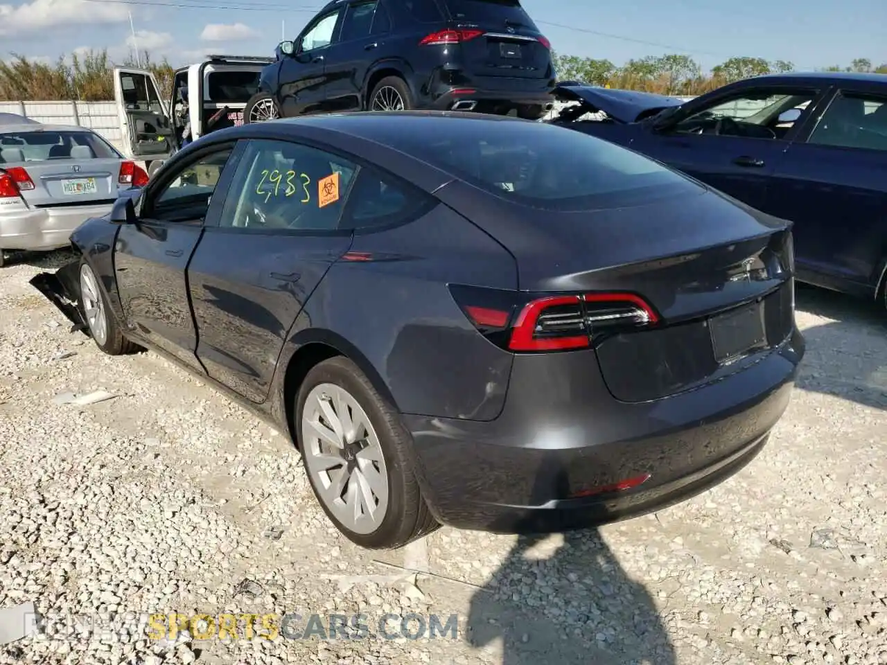 3 Photograph of a damaged car 5YJ3E1EA3MF058469 TESLA MODEL 3 2021