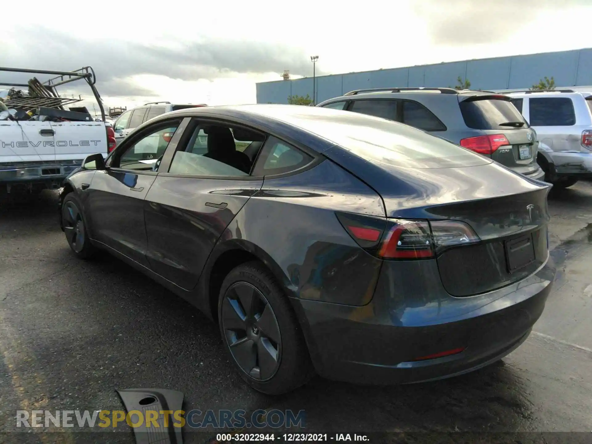3 Фотография поврежденного автомобиля 5YJ3E1EA3MF070363 TESLA MODEL 3 2021