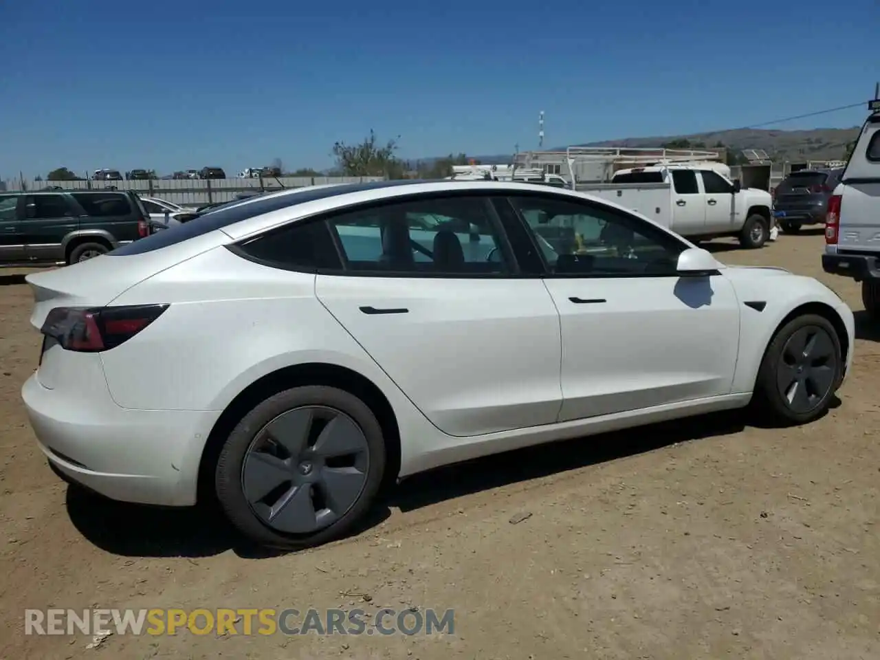3 Photograph of a damaged car 5YJ3E1EA3MF074879 TESLA MODEL 3 2021