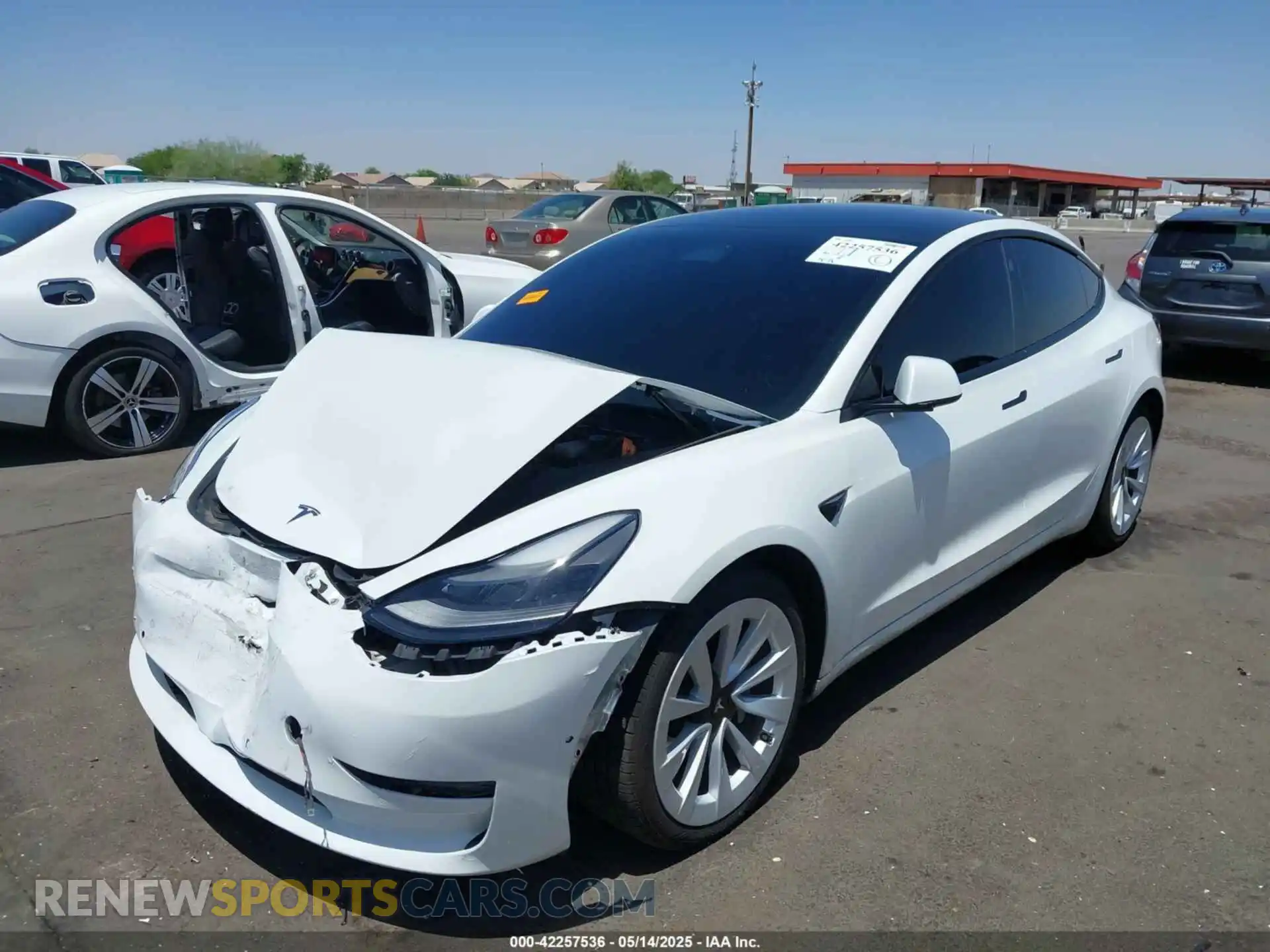 2 Photograph of a damaged car 5YJ3E1EA3MF075594 TESLA MODEL 3 2021