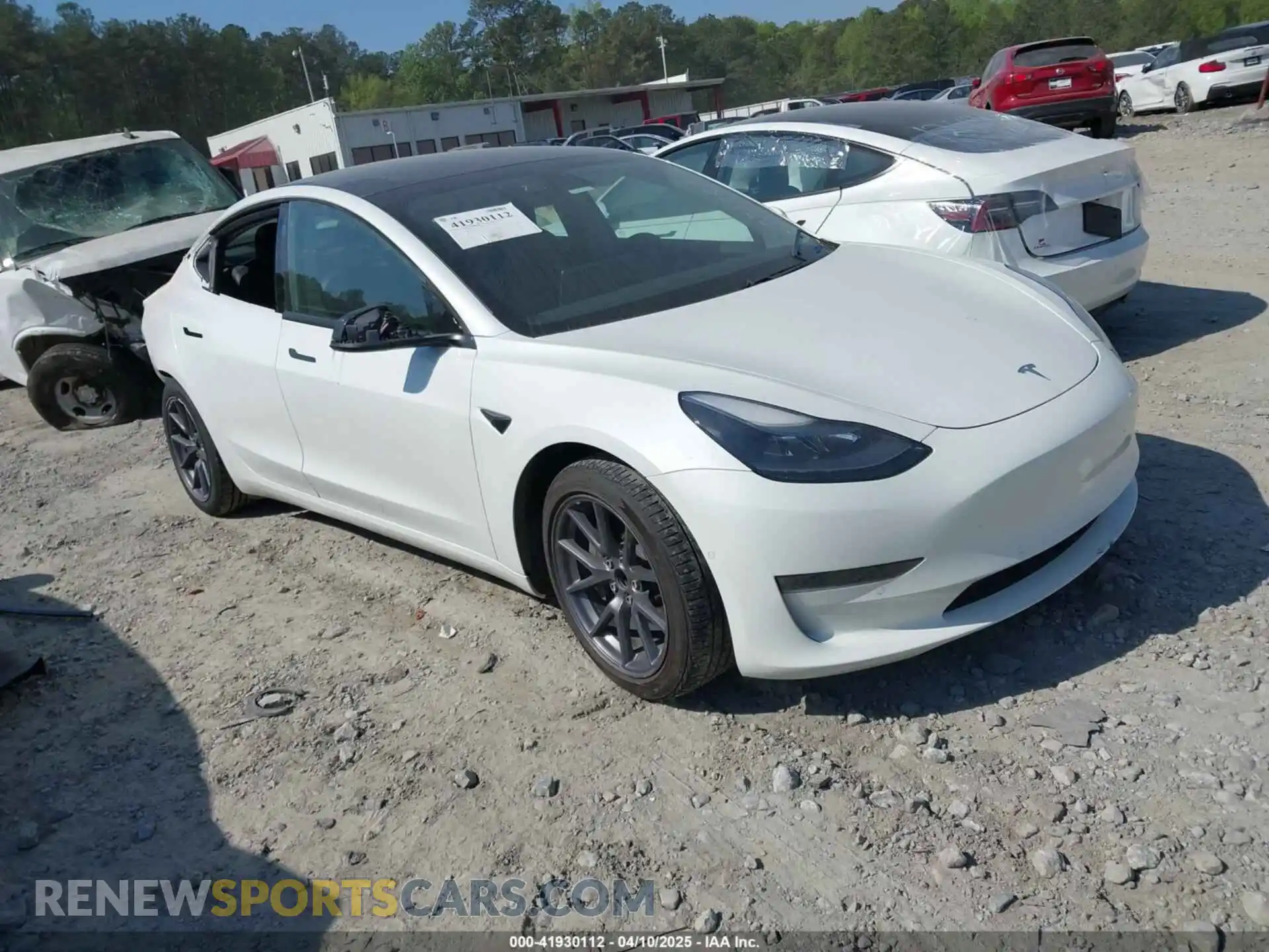 1 Photograph of a damaged car 5YJ3E1EA3MF076180 TESLA MODEL 3 2021