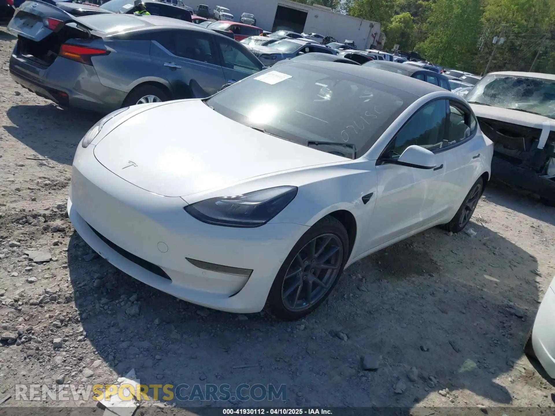 2 Photograph of a damaged car 5YJ3E1EA3MF076180 TESLA MODEL 3 2021