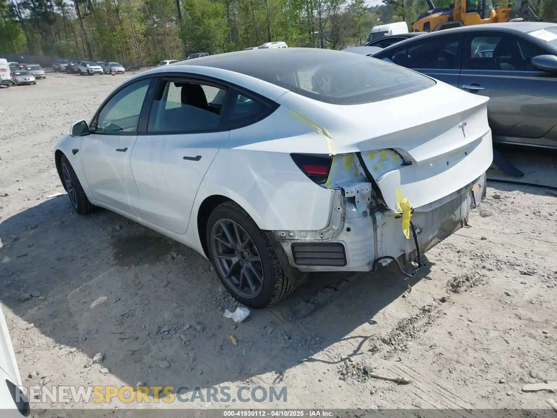 3 Photograph of a damaged car 5YJ3E1EA3MF076180 TESLA MODEL 3 2021