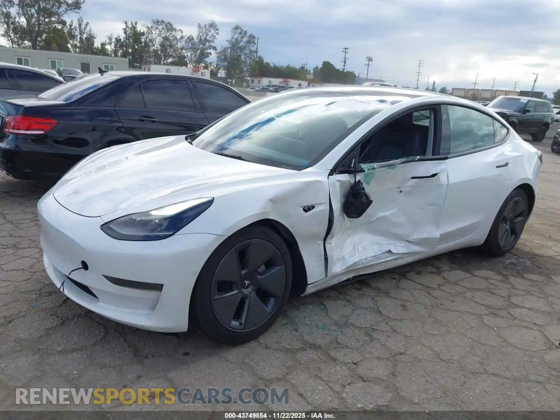 2 Photograph of a damaged car 5YJ3E1EA3MF091133 TESLA MODEL 3 2021