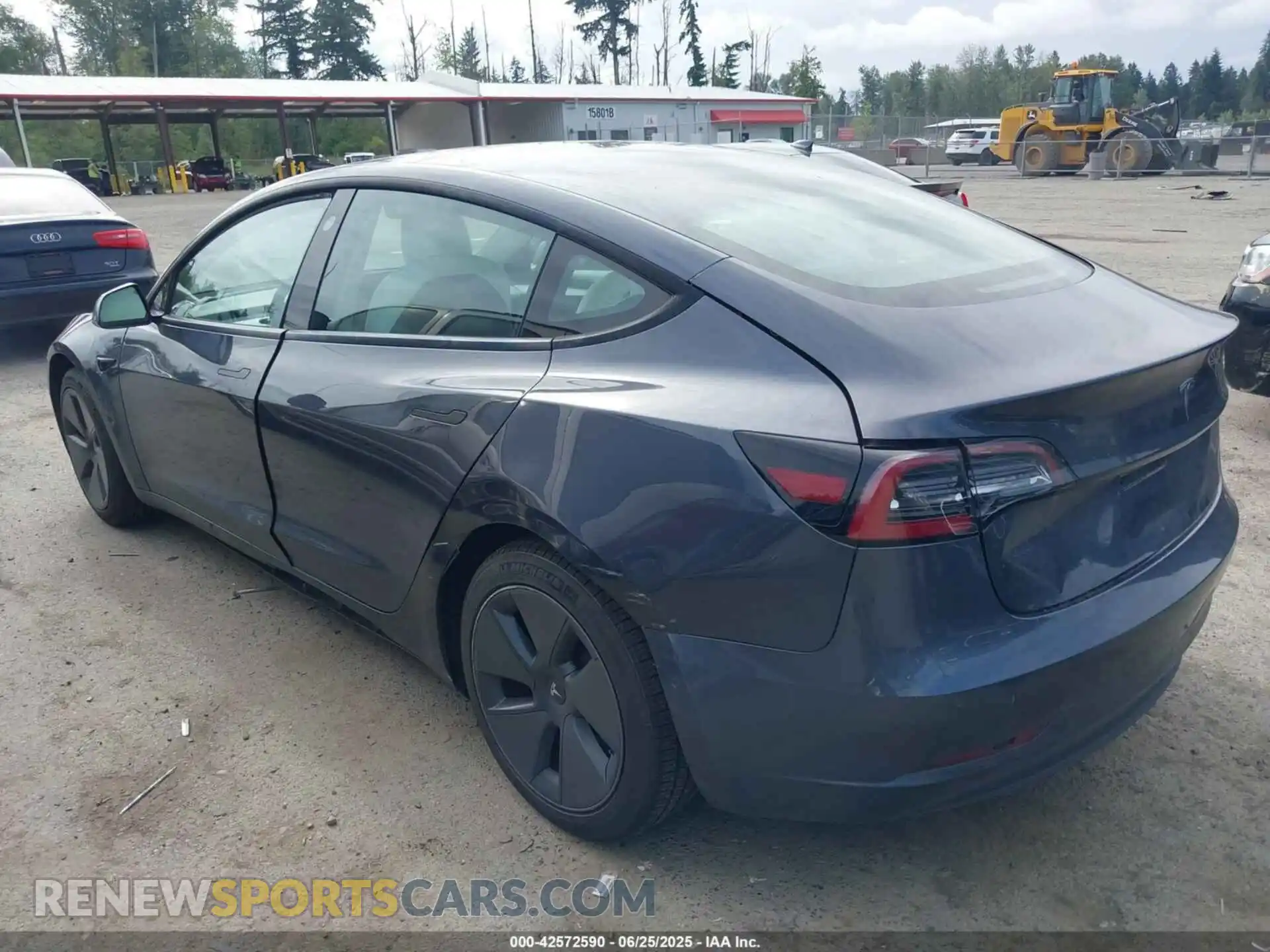 3 Photograph of a damaged car 5YJ3E1EA3MF092637 TESLA MODEL 3 2021