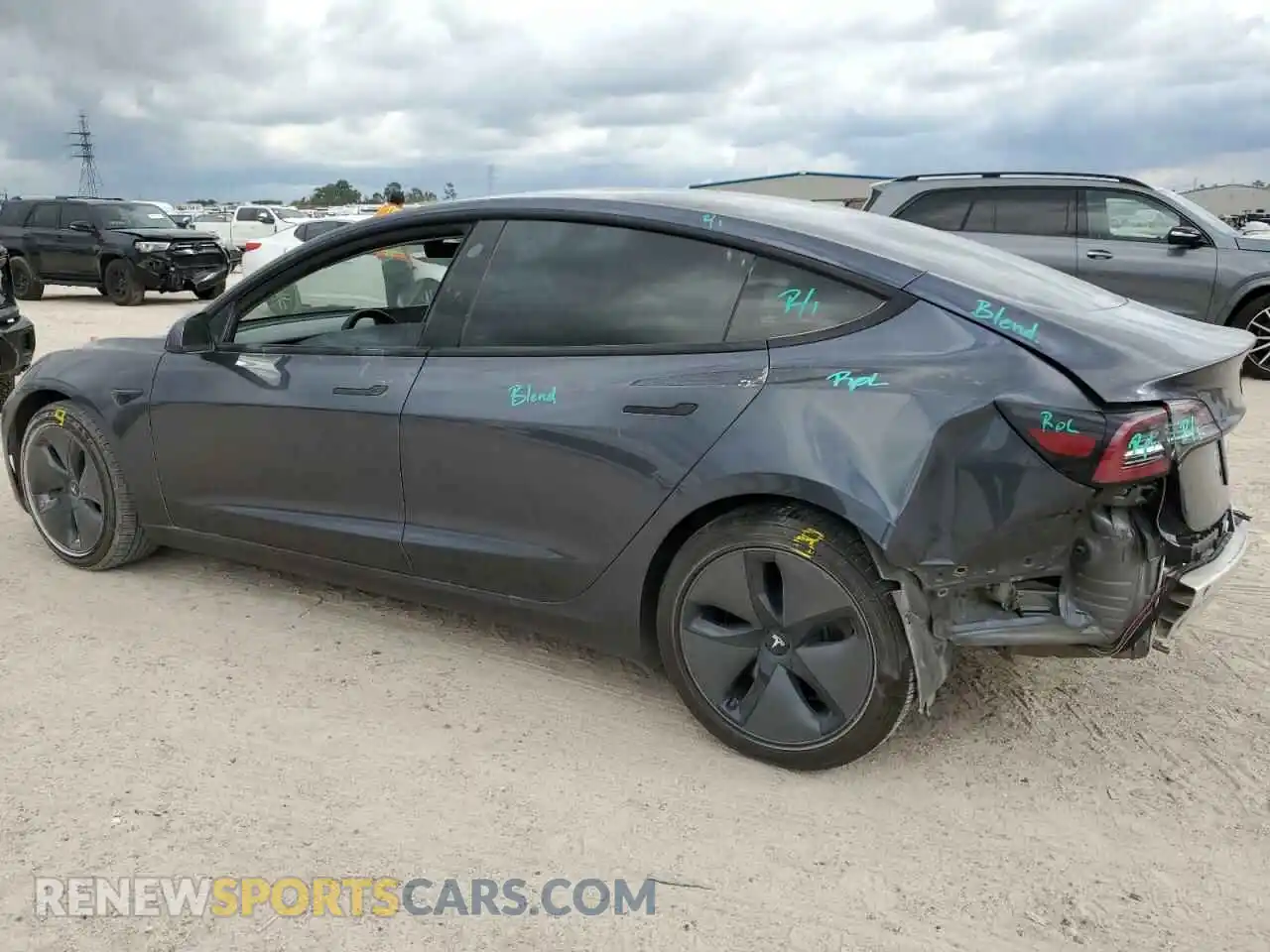 2 Photograph of a damaged car 5YJ3E1EA3MF866871 TESLA MODEL 3 2021
