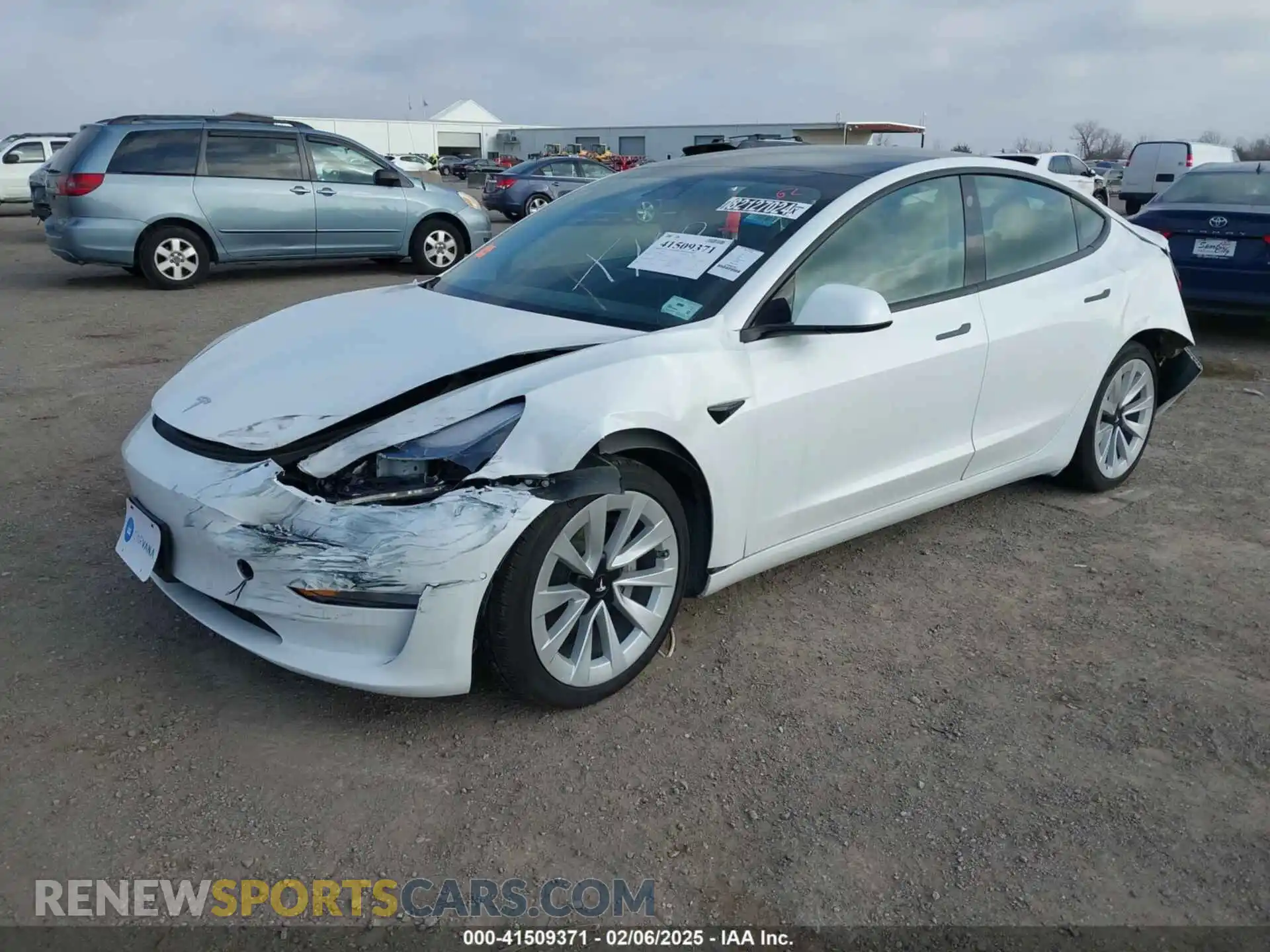 2 Photograph of a damaged car 5YJ3E1EA3MF920833 TESLA MODEL 3 2021