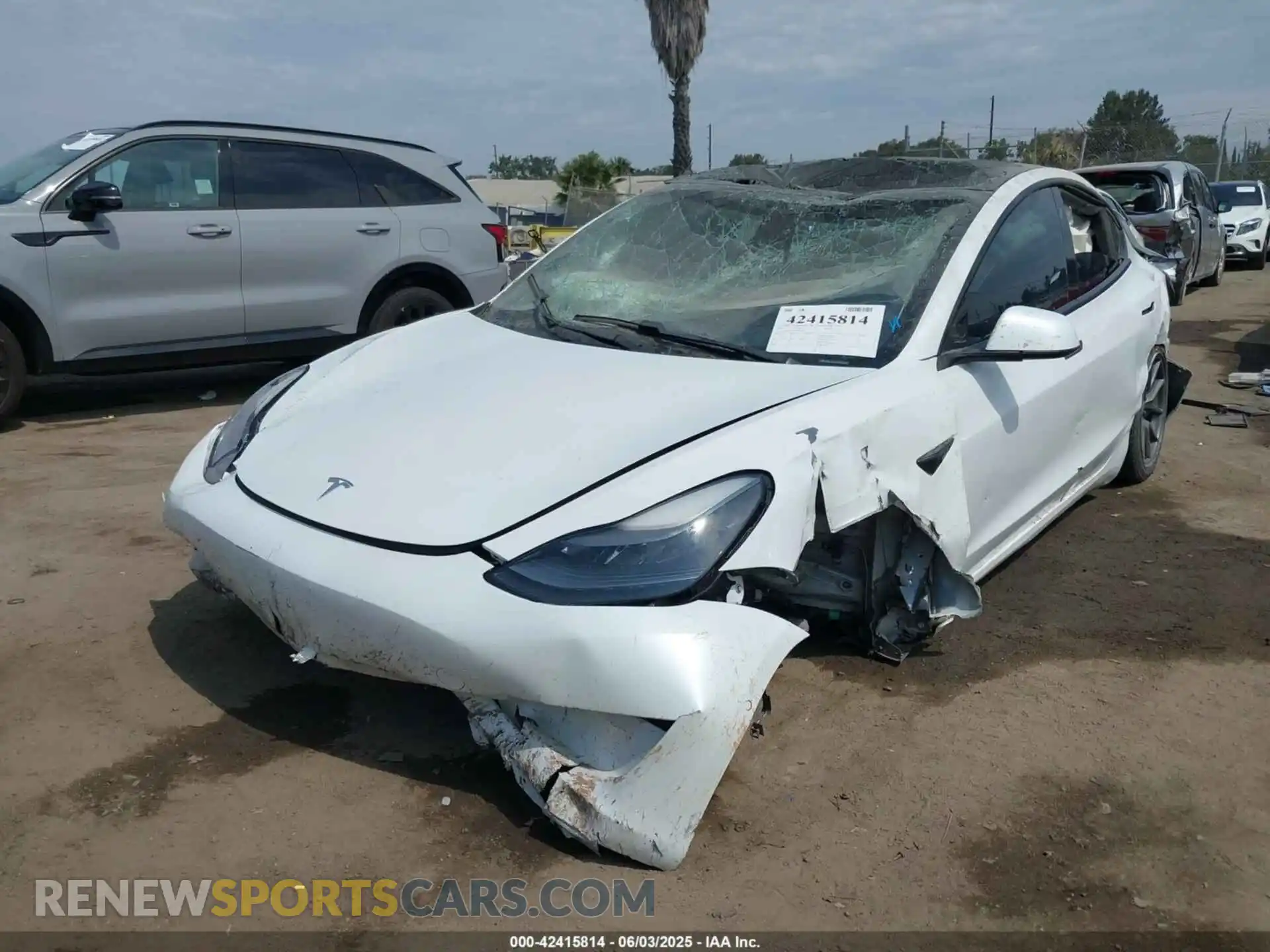 2 Photograph of a damaged car 5YJ3E1EA3MF921206 TESLA MODEL 3 2021