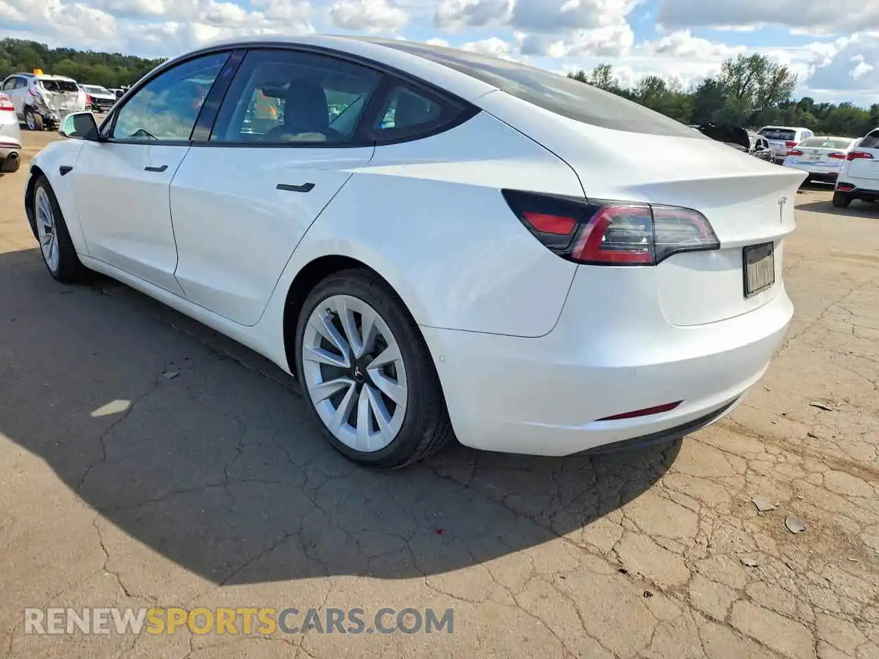 2 fotografías del automóvil dañado 5YJ3E1EA3MF928558 TESLA MODEL 3 2021