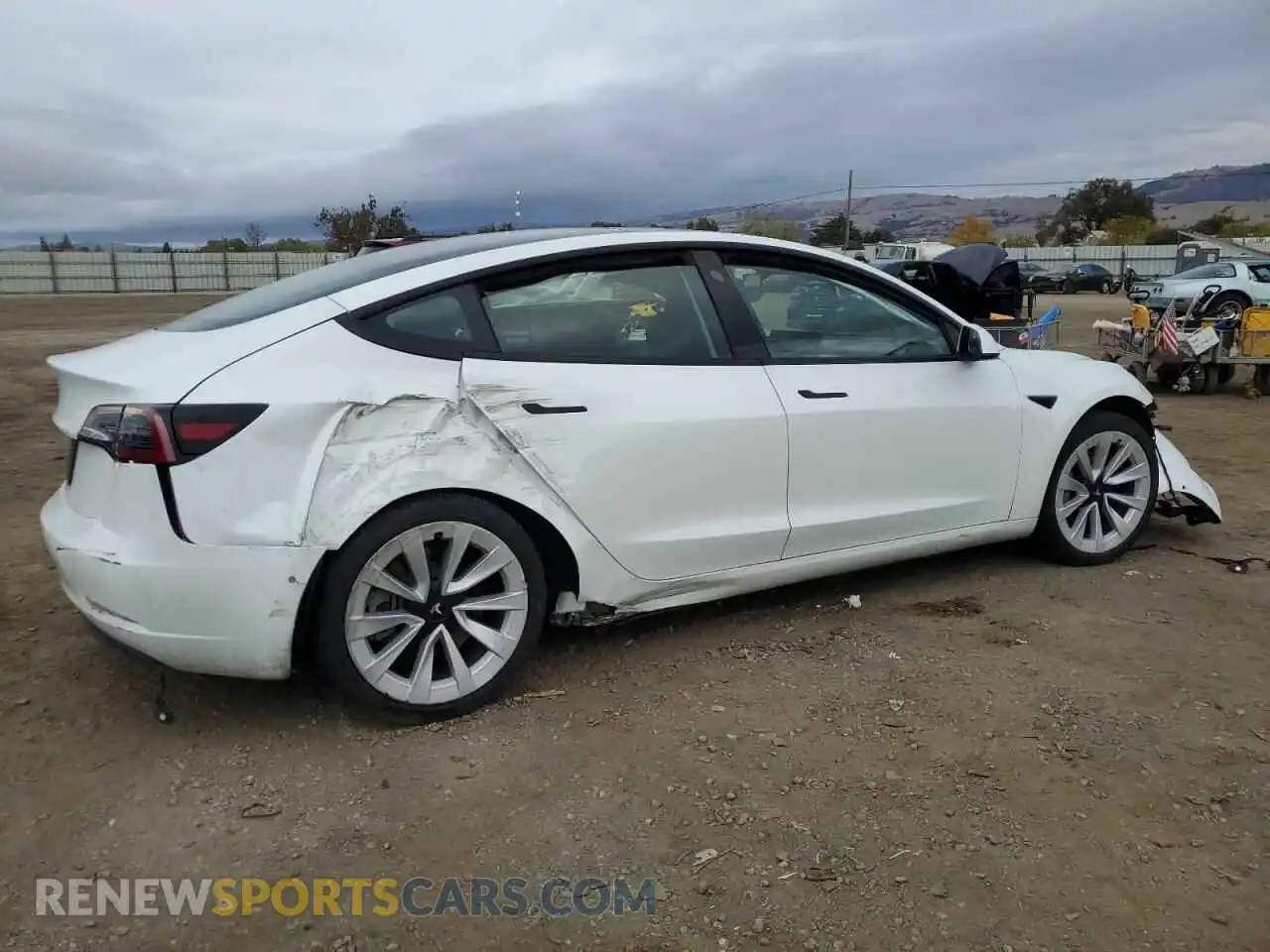 3 Photograph of a damaged car 5YJ3E1EA3MF990803 TESLA MODEL 3 2021