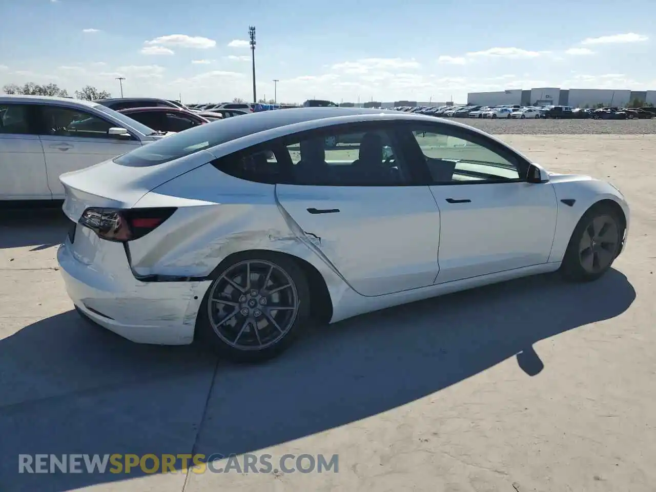 3 Photograph of a damaged car 5YJ3E1EA4MF014660 TESLA MODEL 3 2021