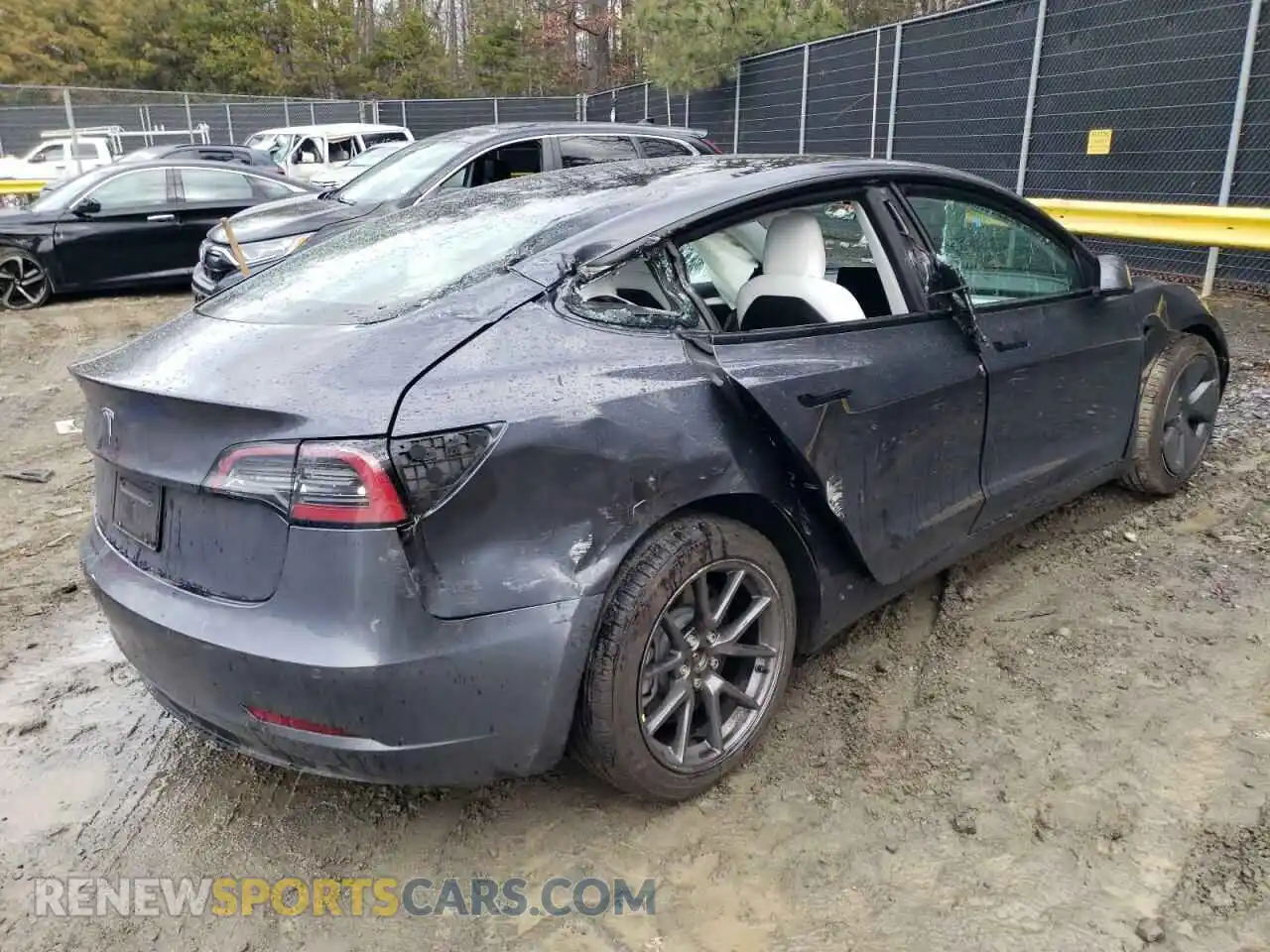 3 Photograph of a damaged car 5YJ3E1EA4MF018403 TESLA MODEL 3 2021