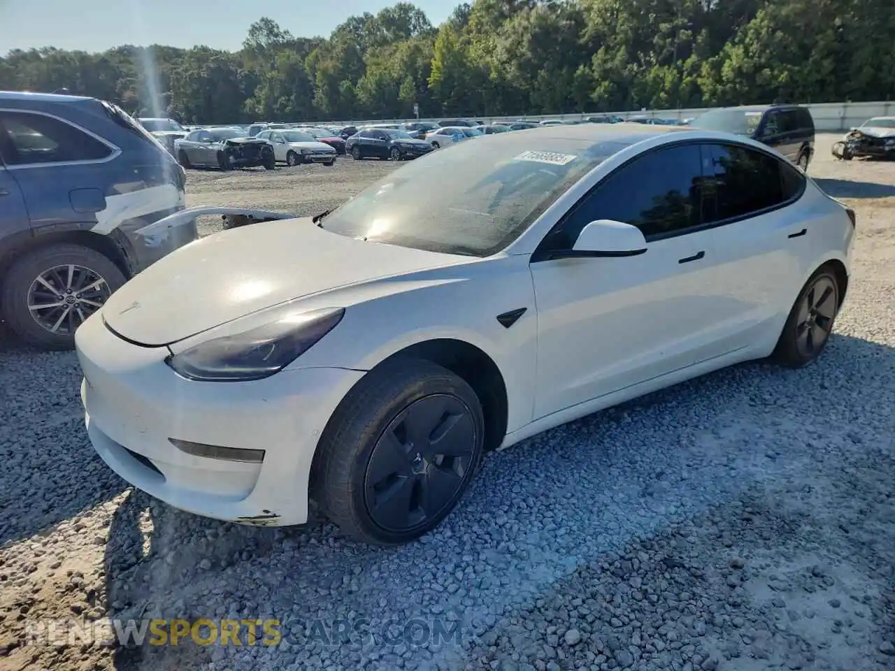 1 Photograph of a damaged car 5YJ3E1EA4MF043043 TESLA MODEL 3 2021