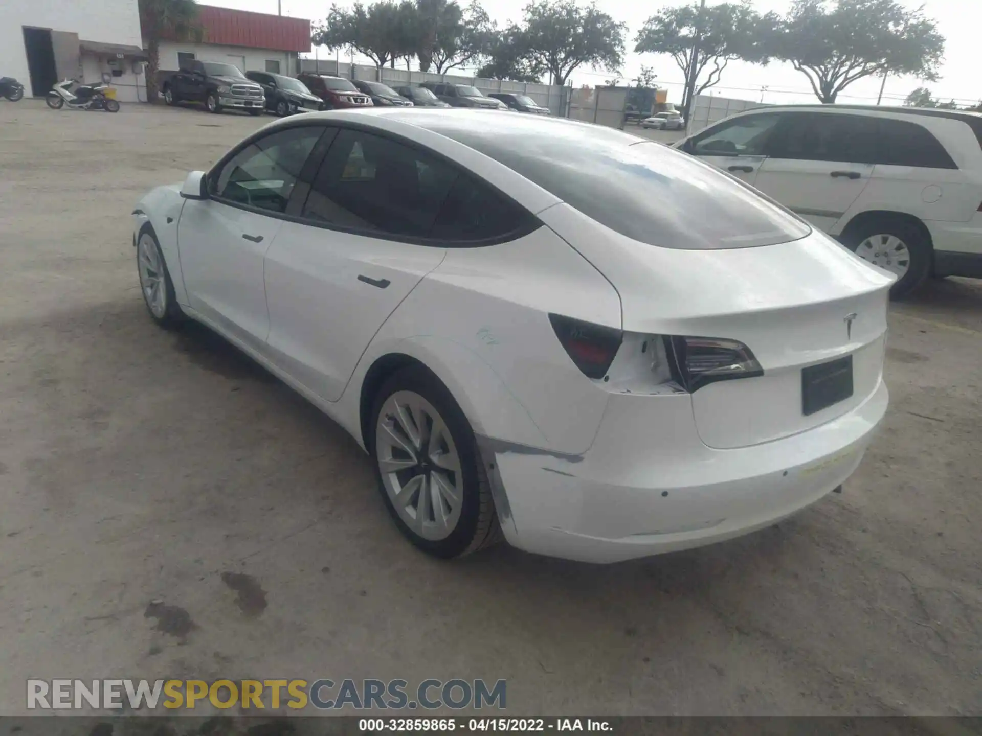 3 Photograph of a damaged car 5YJ3E1EA4MF043088 TESLA MODEL 3 2021
