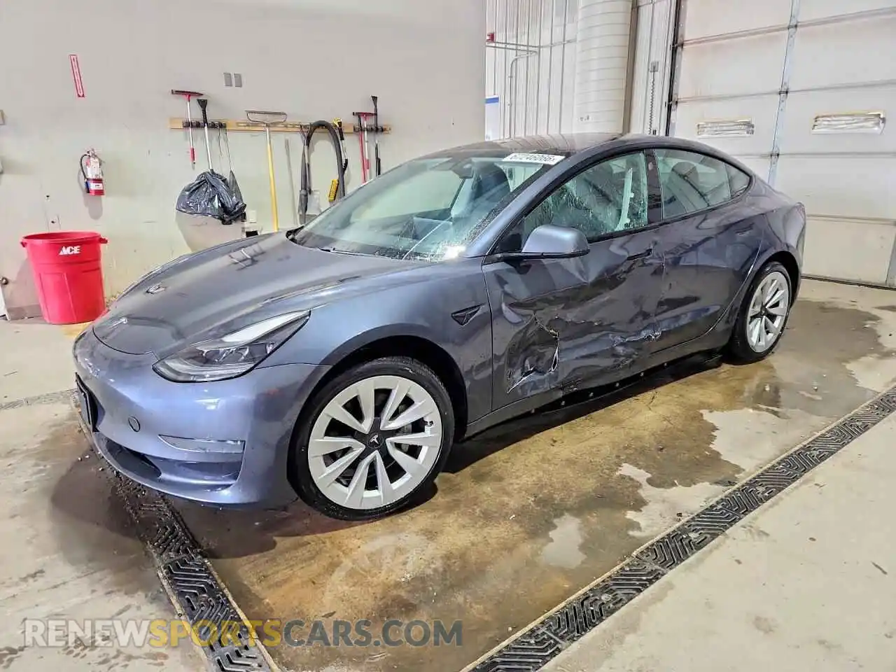 1 Photograph of a damaged car 5YJ3E1EA4MF062272 TESLA MODEL 3 2021