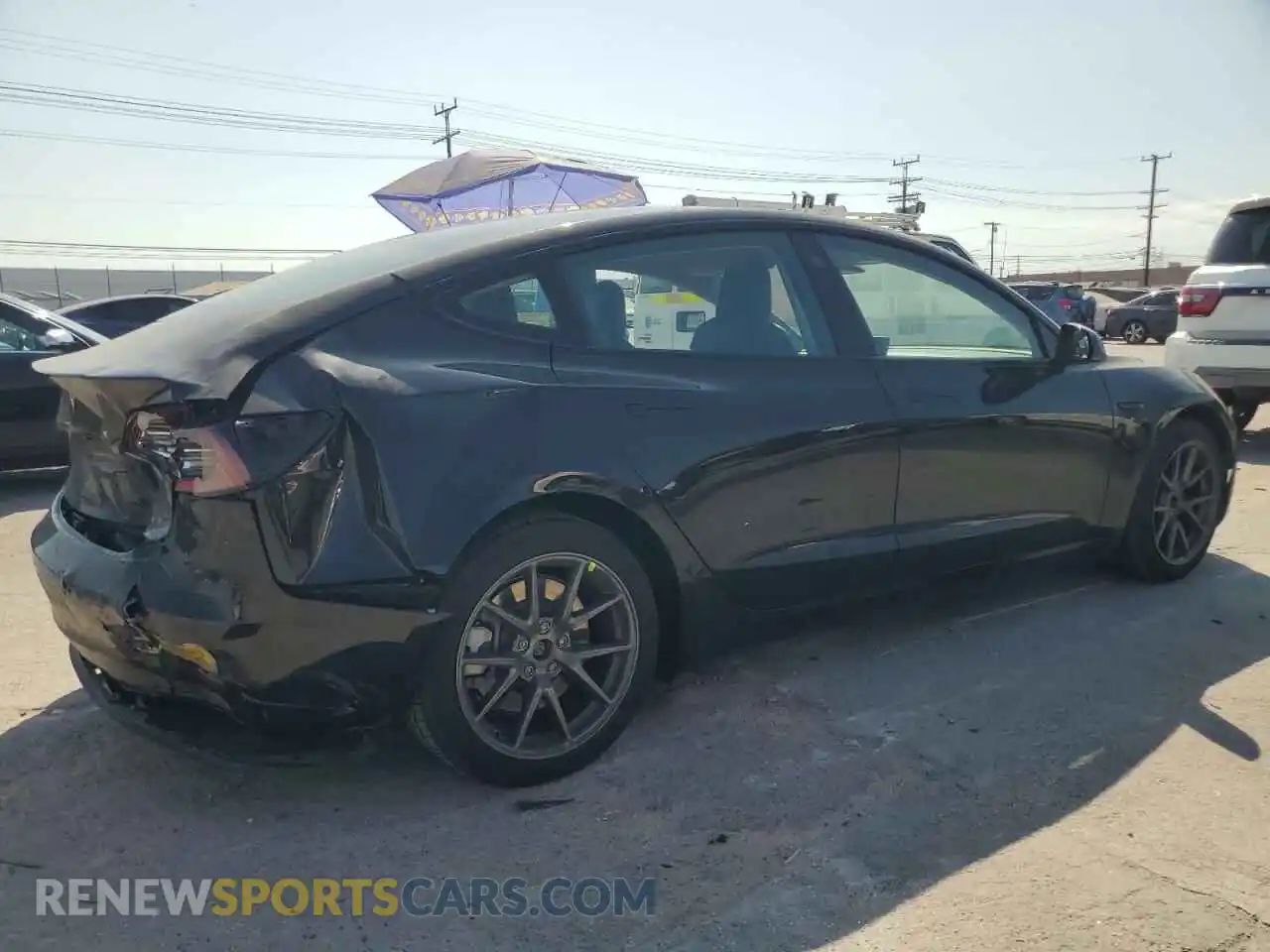 3 Photograph of a damaged car 5YJ3E1EA4MF067083 TESLA MODEL 3 2021