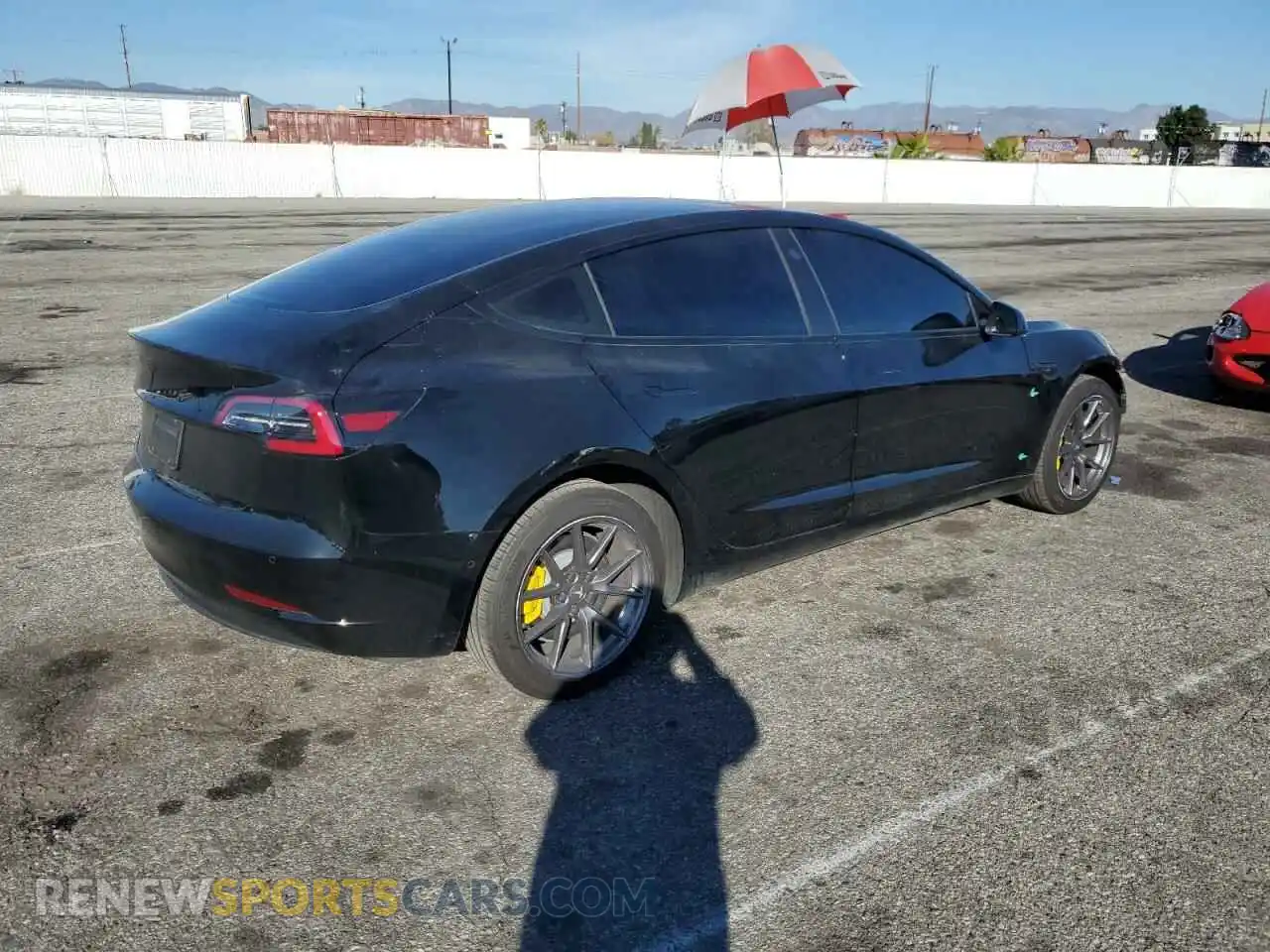 3 Photograph of a damaged car 5YJ3E1EA4MF069464 TESLA MODEL 3 2021