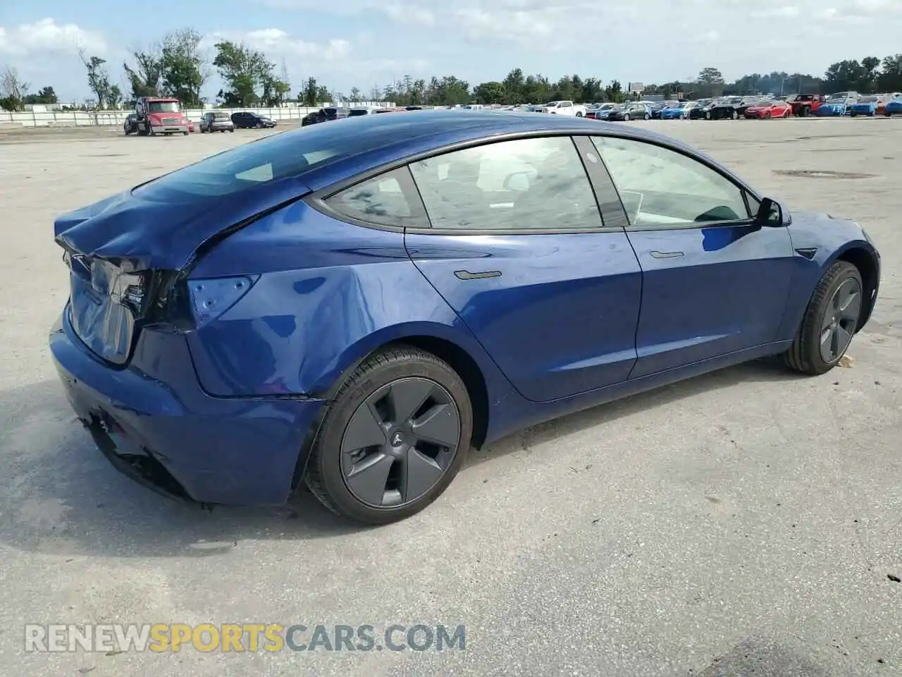 3 Photograph of a damaged car 5YJ3E1EA4MF085096 TESLA MODEL 3 2021