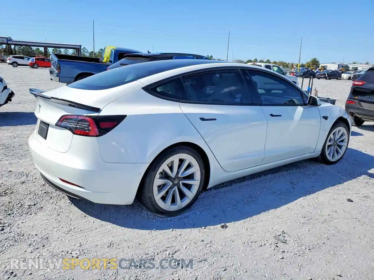 3 Photograph of a damaged car 5YJ3E1EA4MF086653 TESLA MODEL 3 2021