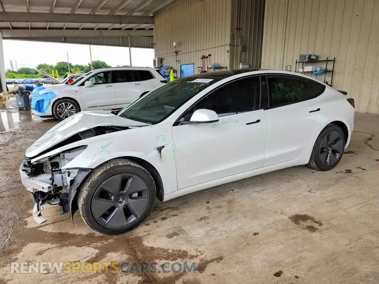 1 Photograph of a damaged car 5YJ3E1EA4MF092095 TESLA MODEL 3 2021