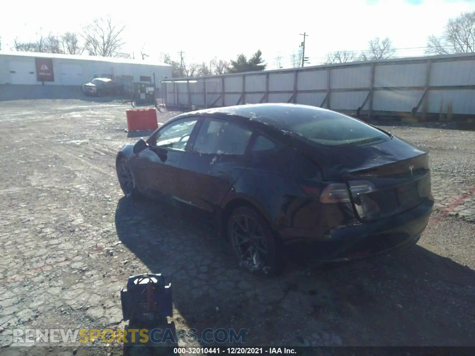 3 Photograph of a damaged car 5YJ3E1EA4MF859332 TESLA MODEL 3 2021