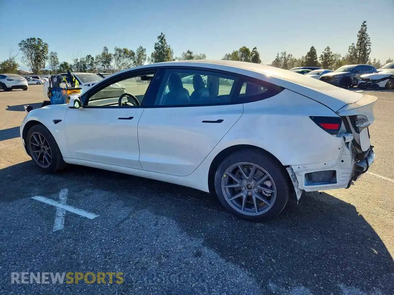 2 Фотография поврежденного автомобиля 5YJ3E1EA4MF871562 TESLA MODEL 3 2021