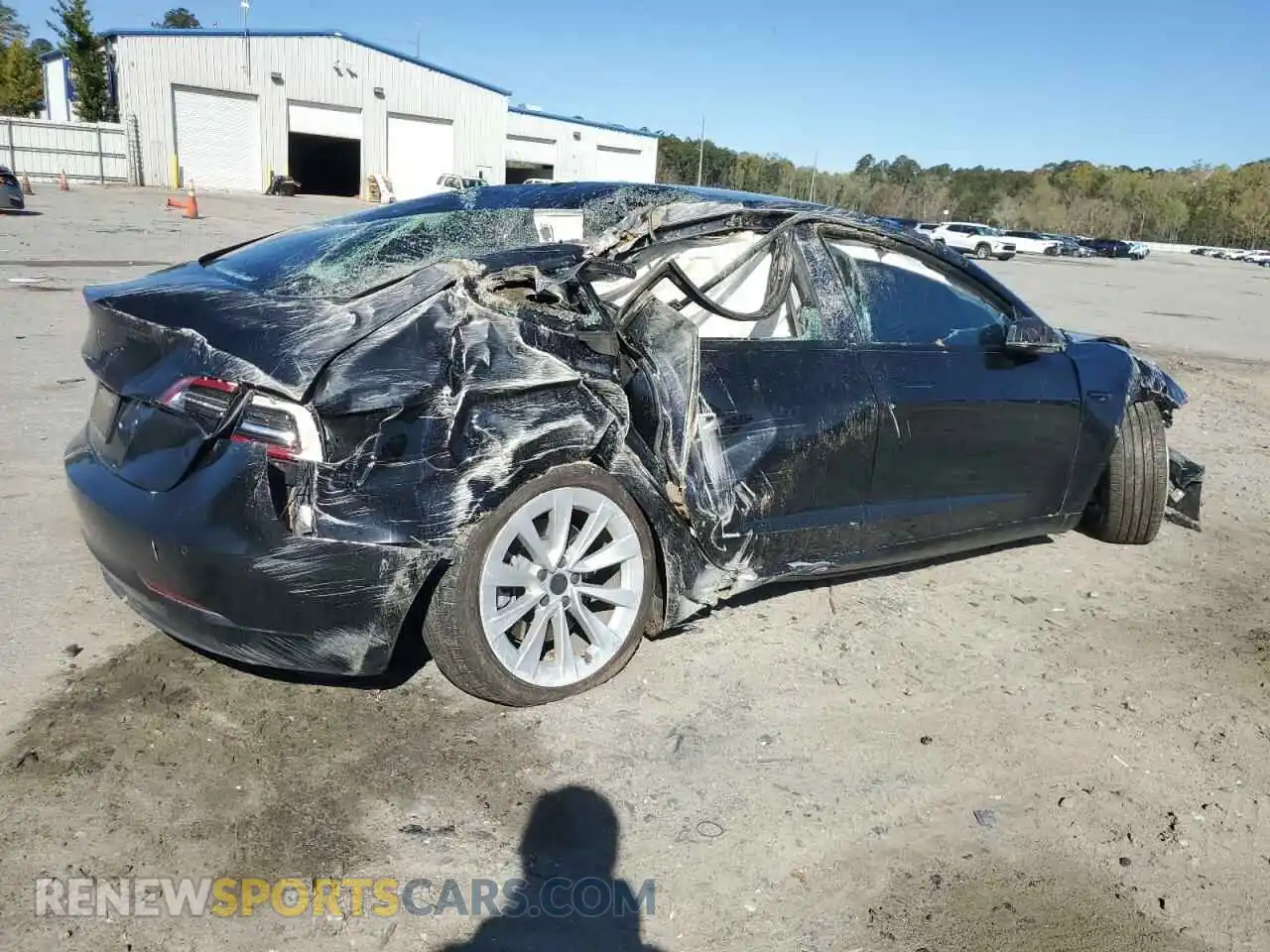 3 Photograph of a damaged car 5YJ3E1EA4MF920047 TESLA MODEL 3 2021