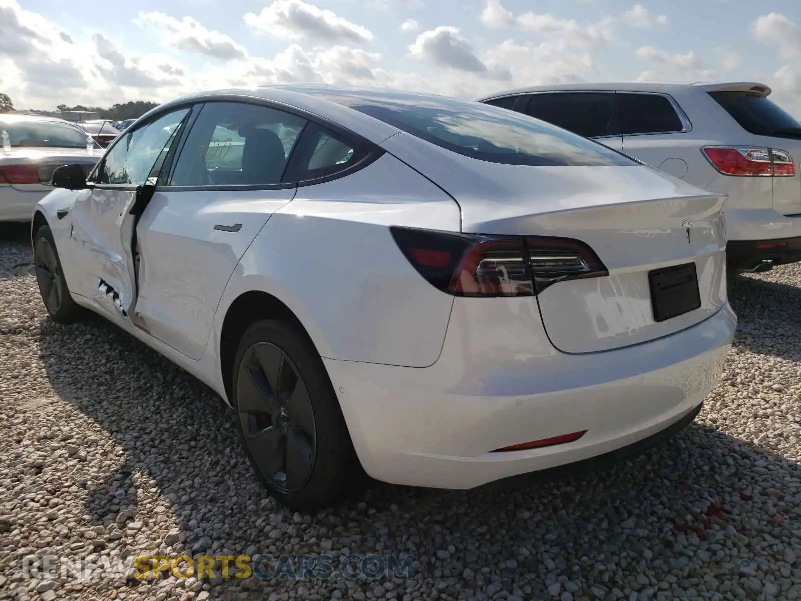 3 Photograph of a damaged car 5YJ3E1EA4MF922848 TESLA MODEL 3 2021